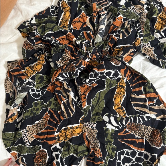 vintage wrap romper - Picture 4 of 4